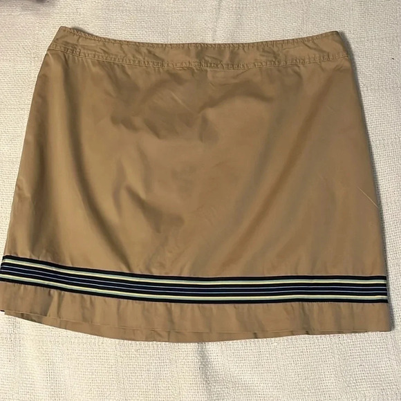 J Crew Woman’s size 14 Khaki skirt with Blue/Yellow Stripe Detail Ribbon - Picture 1 of 9